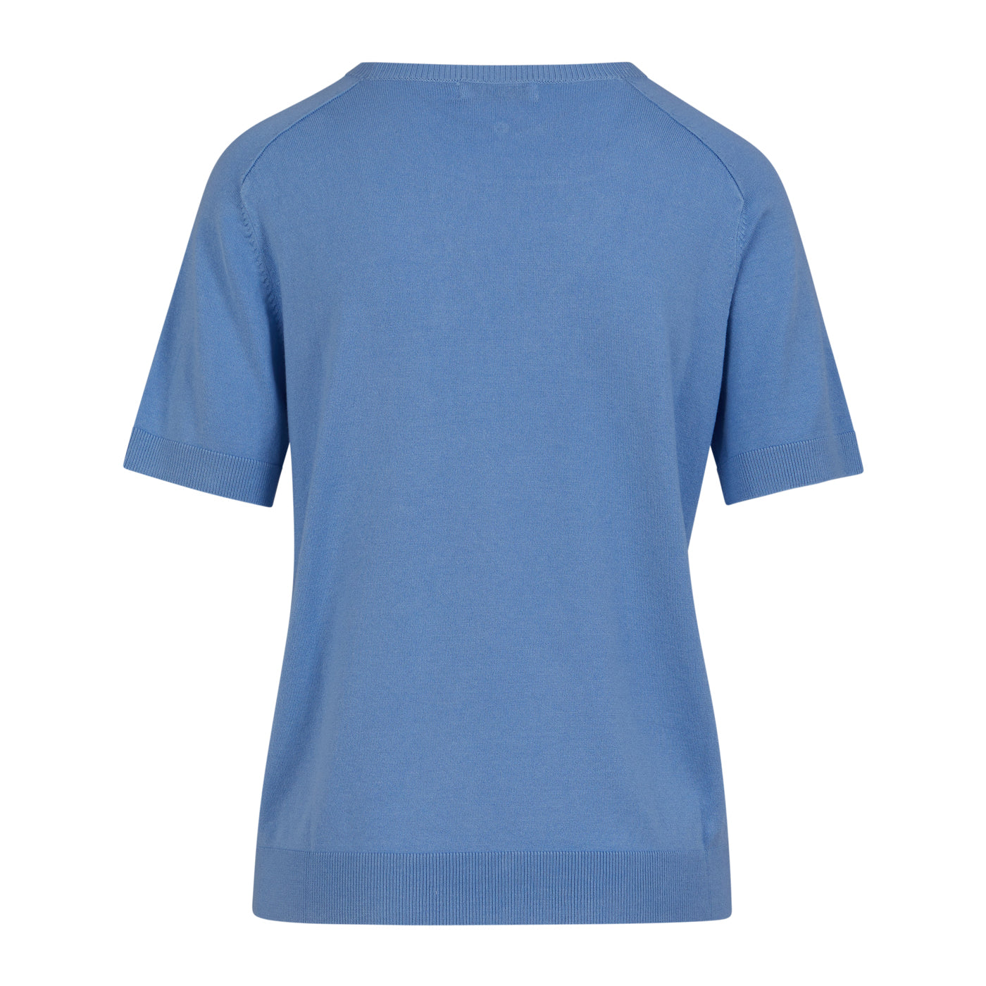 Dänische Mode und Lifestyle - blauer Kurzarmpullover