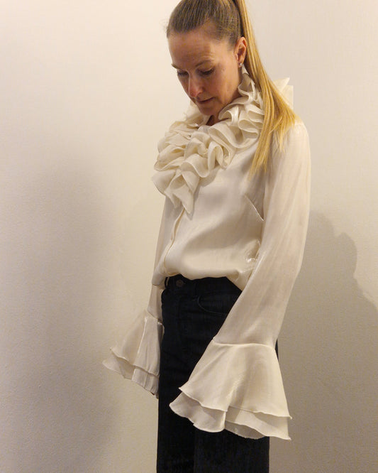 Lykke - Bluse beige Rüschen